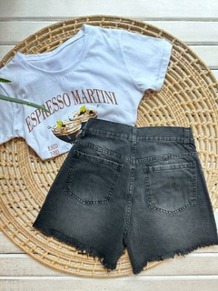 SHORT GRIS OSCURO LOCALIZADO- JEAN RÍGIDO (TALLES 36 AL 46) - comprar online