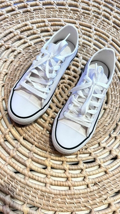 ZAPATILLAS DE LONA (NÚMEROS 35 AL 40 / 4 COLORES) - Cuenta Conmigo Santa Fe