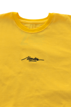 Remera BEE Amarilla en internet