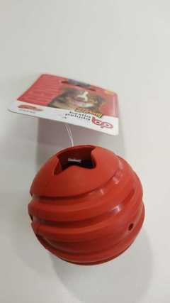 JUGUETE PELOTA PORTA SNACK CON AROMA A CARNE 6.5CM ( #BP1115 ) - comprar online