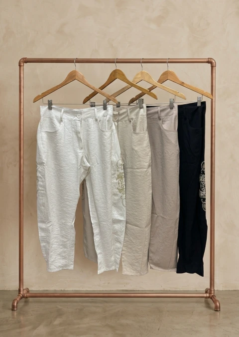 Imagen de Pantalon Akasha bordado