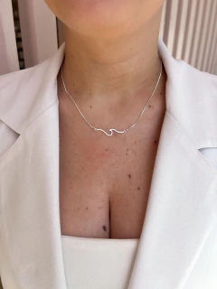 Colar Onda do Mar Minimalista Folheado a prata 925