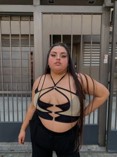 CROP TOP VENENO NUDE en internet