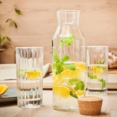 Garrafa de Vidro com Tampa de Cortiça - 1,5L - comprar online