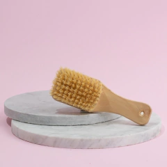 CEPILLO CORPORAL con mango- Cerdas de PITA (cepillado FUERTE)