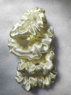KOREAN SLIM SCRUNCHIES DE SATEN en internet