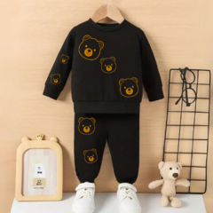 Conjunto Friza Negro Bear Face