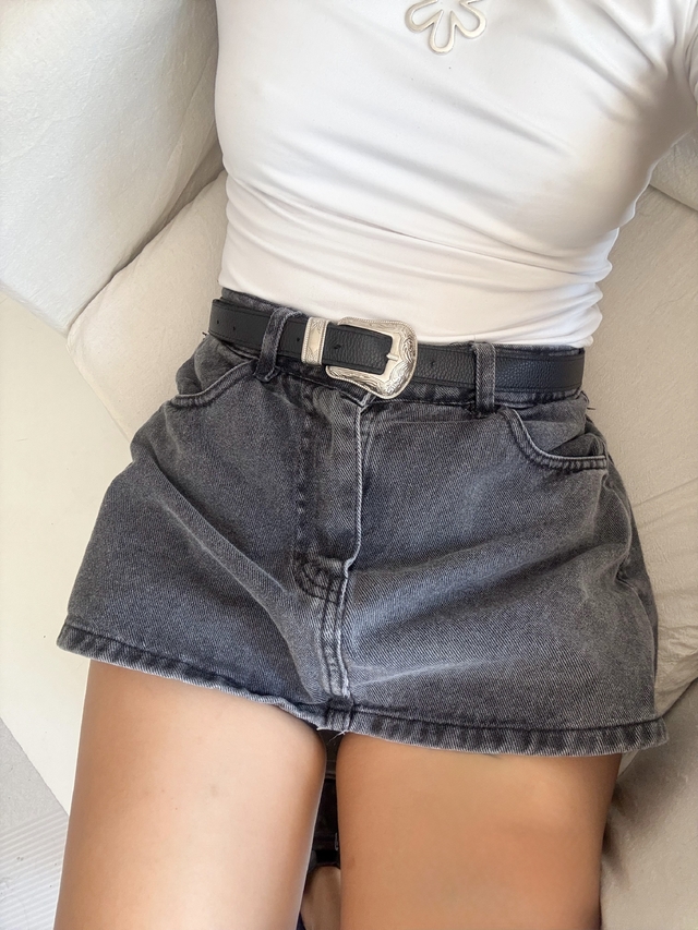 Short Pollera Eryn thumbnail 2