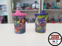 Vaso con tapa bebedora - Motivos Varios