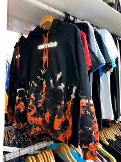 Hoodie Oops Batik - Negro/Naranja