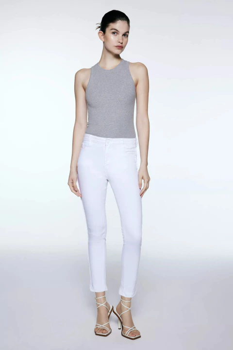 JEAN PADILLA MARKOVA (JN159)