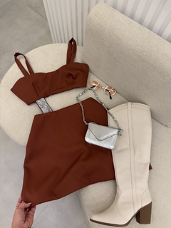 Vestido Jasmim na internet