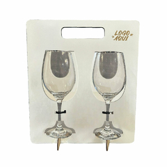 Soporte con dos copas de vino con logo en internet