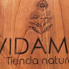 Cartel grabado en Madera Terciada en internet