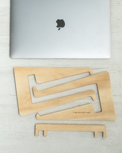 Soporte Apoya Notebook y teclado (Opc. Logo, frase o nombre) - comprar online