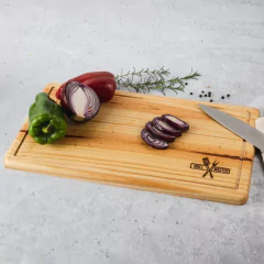 Tabla 45x25 cm en Pino (Opc. Logo, frase o nombre) - Komuk Argentina