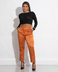 Calça Alfaiataria Glow na internet