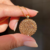COLAR MODELO PONTEIRA ESTILO MANDALA CRAVEJADO COM CRISTAIS COR DOURADO OURO - comprar online