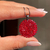 COLAR MODELO PONTEIRA ESTILO MANDALA CRAVEJADO COM CRISTAIS COR VERMELHO