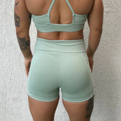 Short RX Formi c/ bolso - Erva Doce na internet