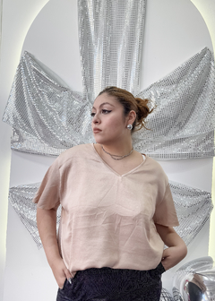 REMERA V SATEN (011084) - comprar online