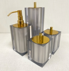 kit de banheiro 4 peças em resina cristal prata com dourado