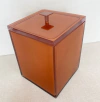 Lixeira Cristal Red Gold com Rosa Matte