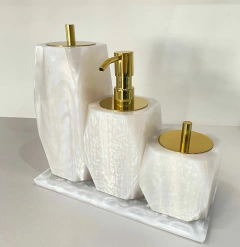kit de banheiro 3 peças + bandeja 14x28 em resina Valência madrepérola com dourado