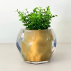 Vasinho lapidado cristal dourado com verdes