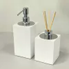 Kit de banheiro 2 peças em resina branco com Cromado