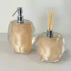 Kit de banheiro 2 peças em resina lapidado cristal champagne com cromado