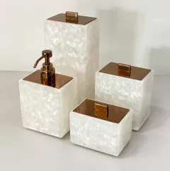 kit de banheiro 4 peças em resina madrepérola com red gold
