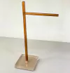 Toalheiro red gold com resina cristal cappuccino