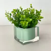 Vasinho em resina cristal verde celadon com verdes
