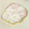 BANDEJA PEDRA NATURAL QUARTZO ROSA COM BORDA DOURADA 20X18cm