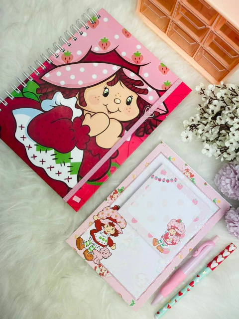 Kit Papelaria Moranguinho - comprar online