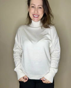 BLUSA de fio off white com gola CELINA - Moniê