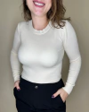 Blusa básica de tricot modal off white