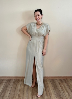 Vestido longo com fenda nude Érica