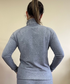 Conjunto de calça e blusa de modal Clarisse na internet