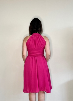Vestido midi em crepe tamanho único pink Moniê na internet
