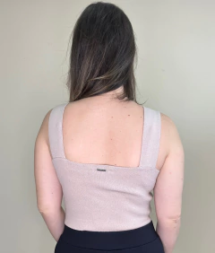 Cropped de tricot modal nude Angelica - comprar online