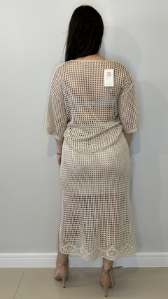 Conjunto de fio nude com saia midi e blusa com manga - loja online