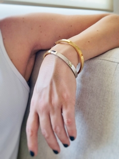 Pulseira Duo na internet