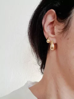 Brinco Curve P banho ouro - loja online