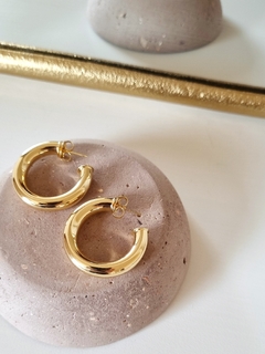 Argola Brilla banho ouro - comprar online