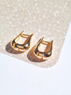 Argola Atol P dourado - Essa Moça Tem Bossa