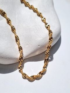 Gargantilha Lira Banho Ouro