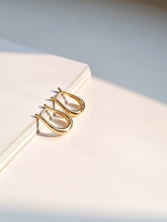 Argola Tuli banho ouro