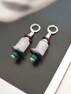 Brinco Totem verde banho prata na internet